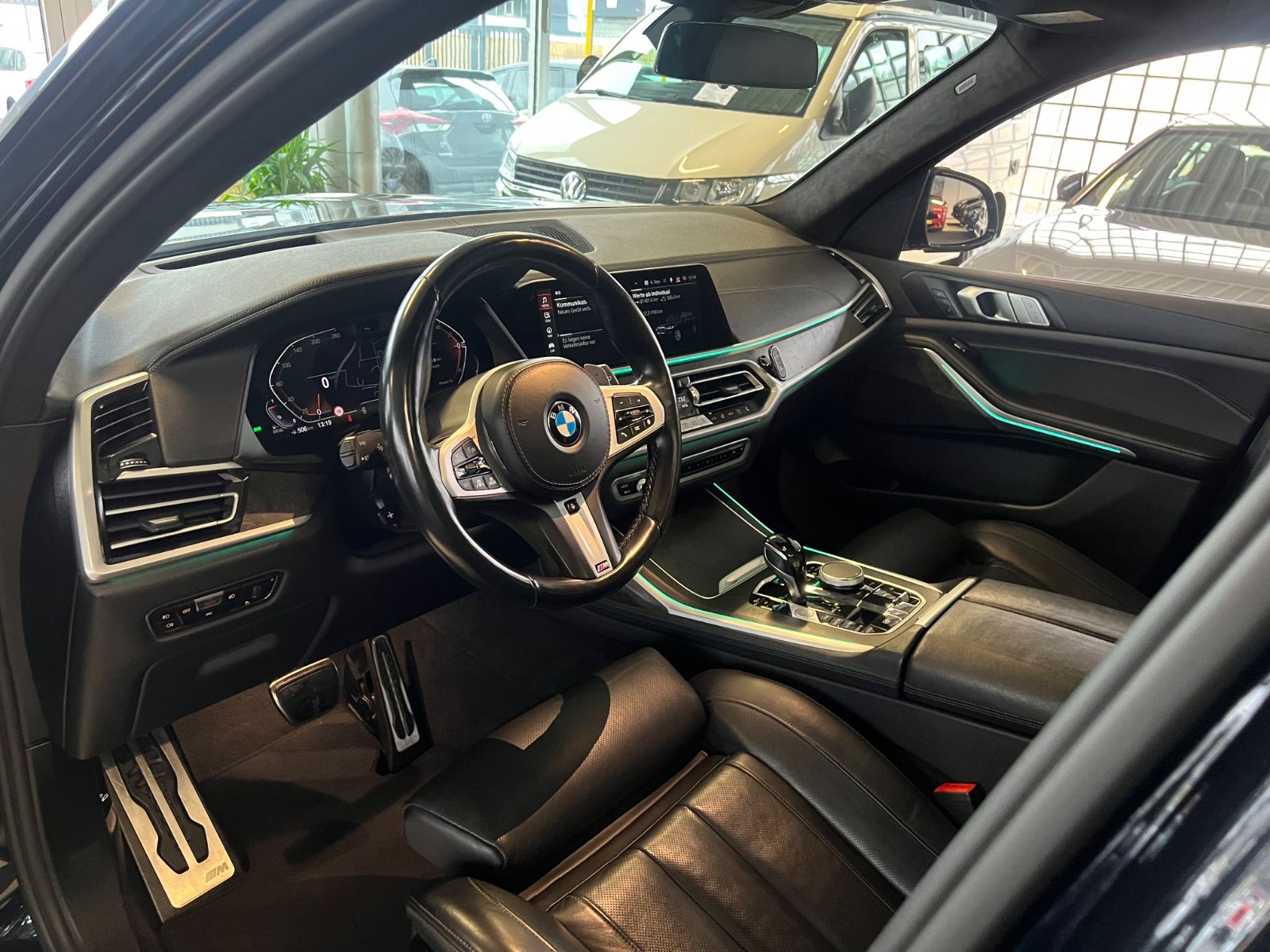 Fahrzeugabbildung BMW X7 xDrive 40 d M Sport *SKY LOUNGE*LASER*