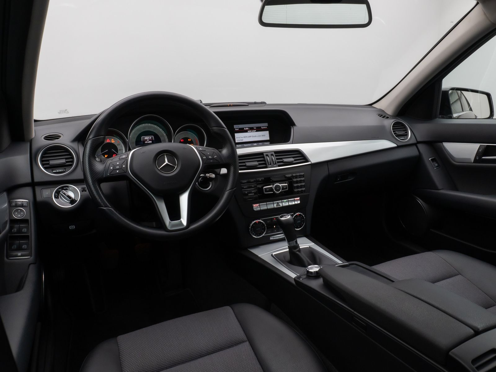 Fahrzeugabbildung Mercedes-Benz C 200 CDI Avantgarde Limo Schiebedach SHZ