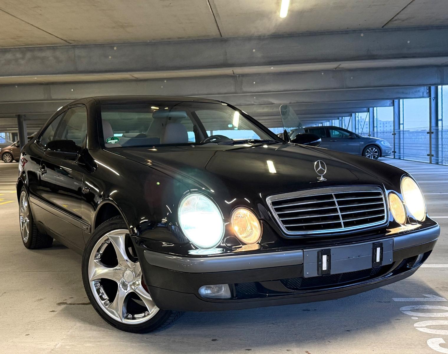 Mercedes-Benz CLK 200