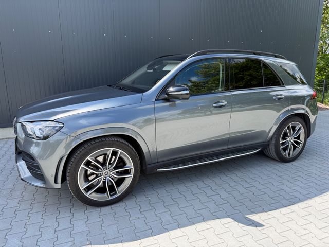 MERCEDES-BENZ GLE 400 d 4MATIC - Luftfahrw Pano AHK SitzLüfHei