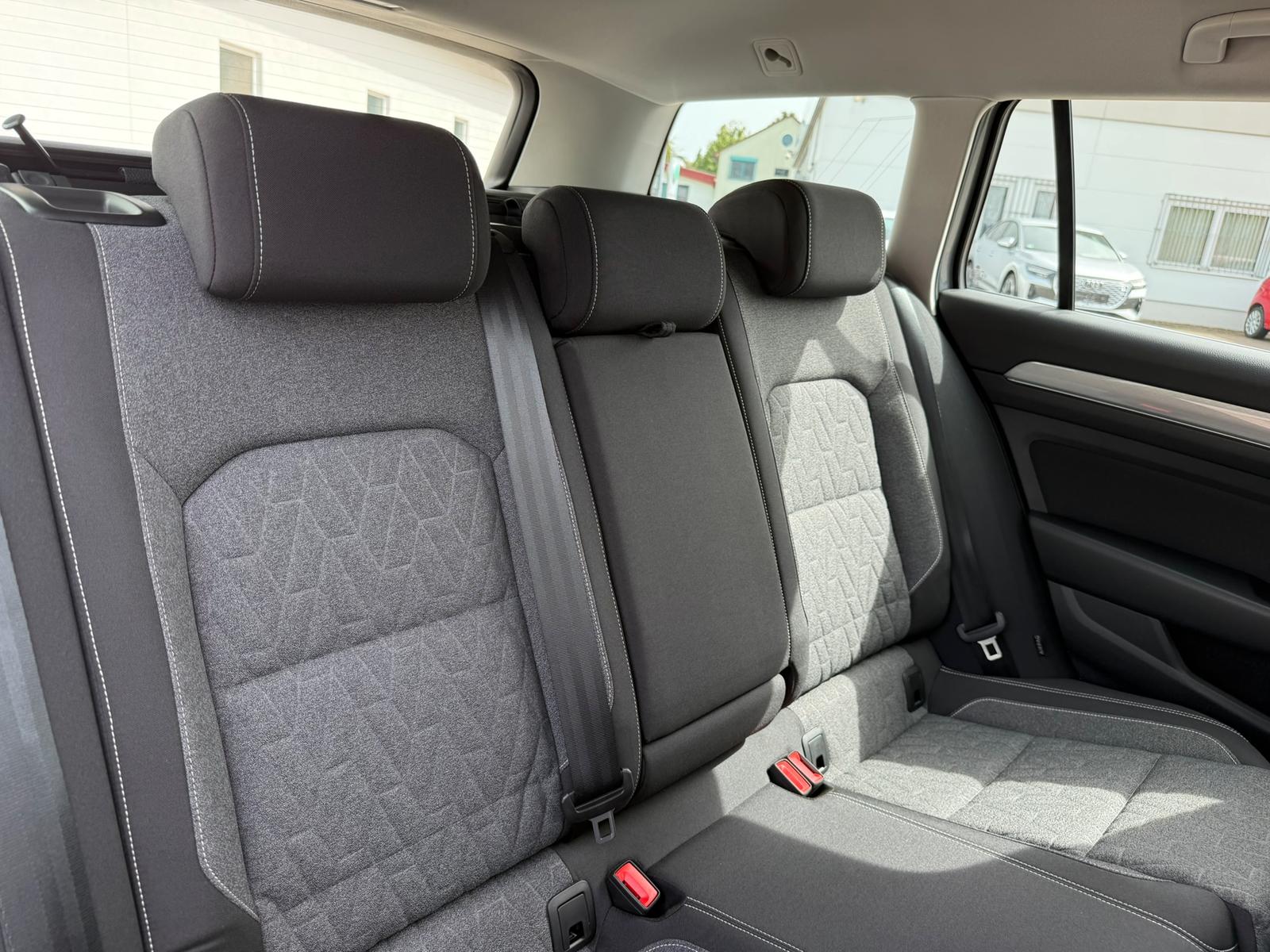 Volkswagen Passat Var. Business 2.0 TSI DSG AHK ACC APP NAV, миниатюра 16