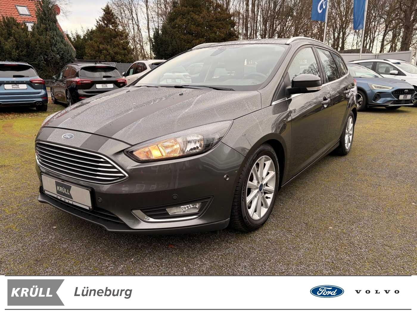 Ford Focus Turnier Titanium, Navi, PDC v+h, Winterpak