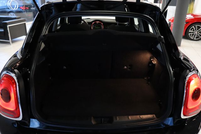 Fahrzeugabbildung MINI Mini Cooper 5-trg.|PANO|LED-RING|PDC|CHILI|BT