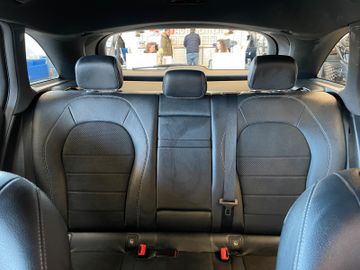 Mercedes-Benz GLC 250 4Matic *LED*AHK*KAMERA*NAVI*SHZ*TEMPOMAT