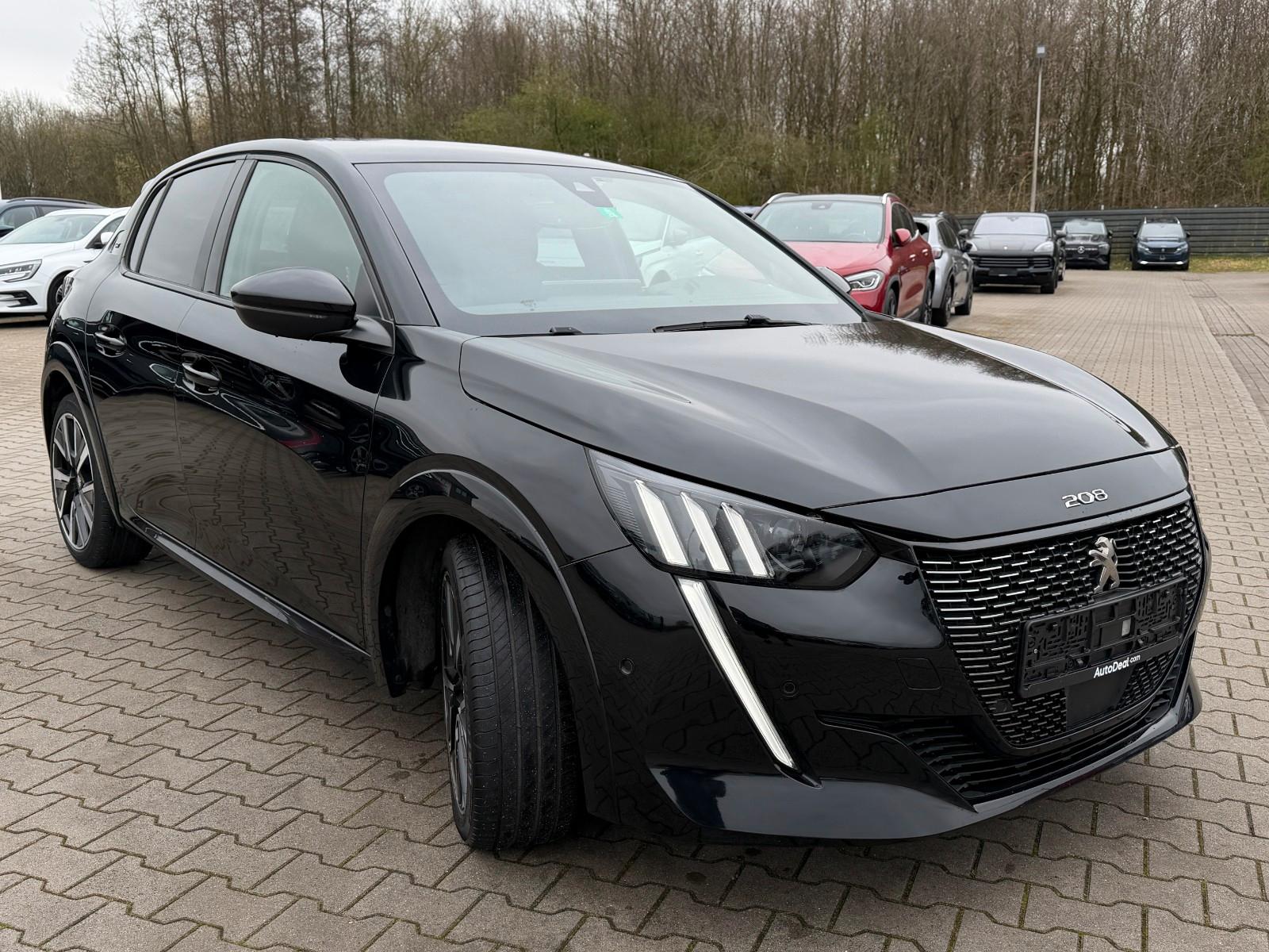 Peugeot 208 1.2 GT Line Automatik
