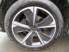 CUPRA Formentor 2.0 TSI 4Drive LED Nav Fahrass Pan Ahk CUPRA Formentor 2.0 TSI 4Drive LED Nav Fahrass Pan Ahk