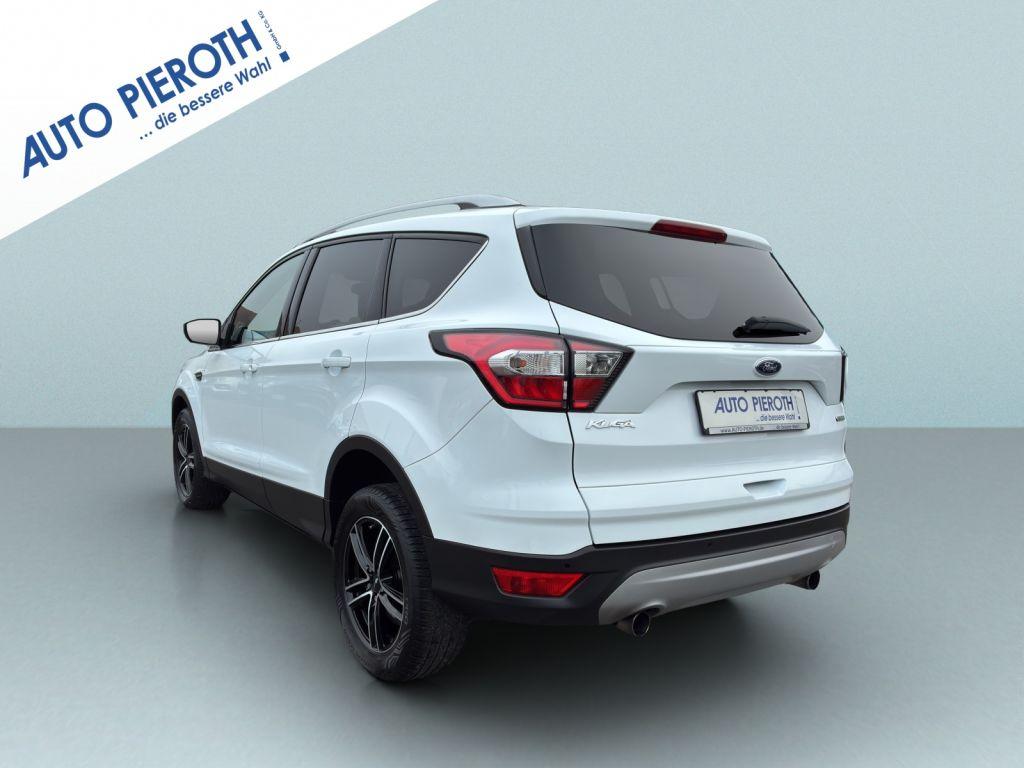 Ford Kuga 1.5 EcoBoost 2x4 Cool & Connect