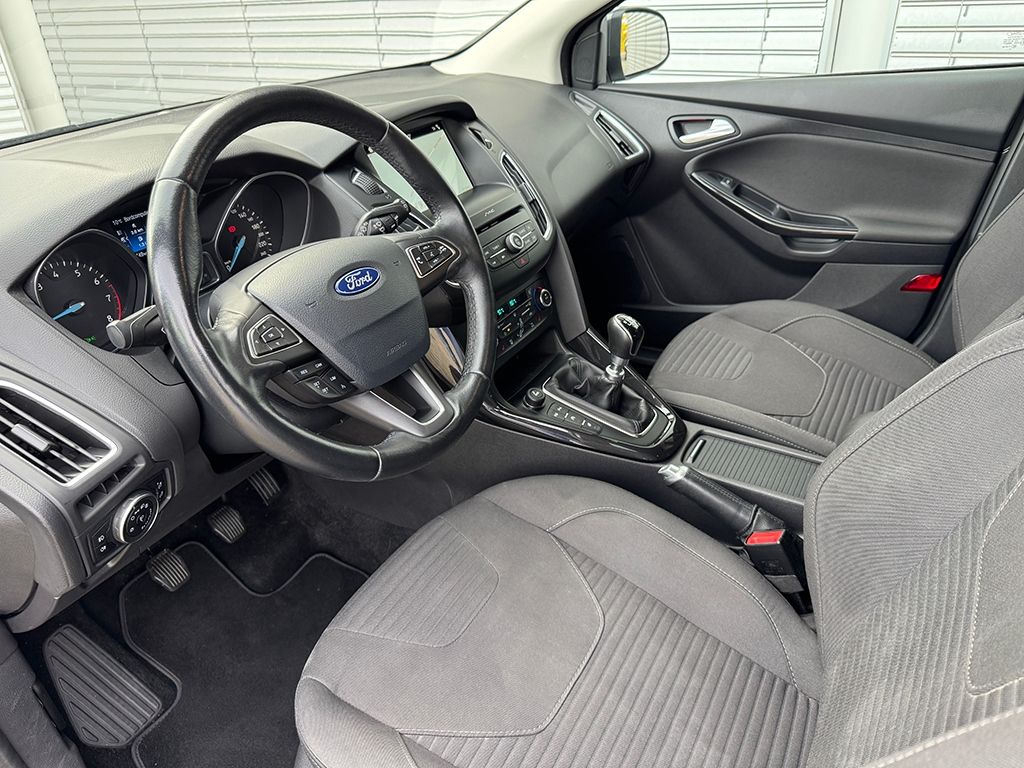 Focus Turnier 1.5 EcoBoost Titanium *NAVI*