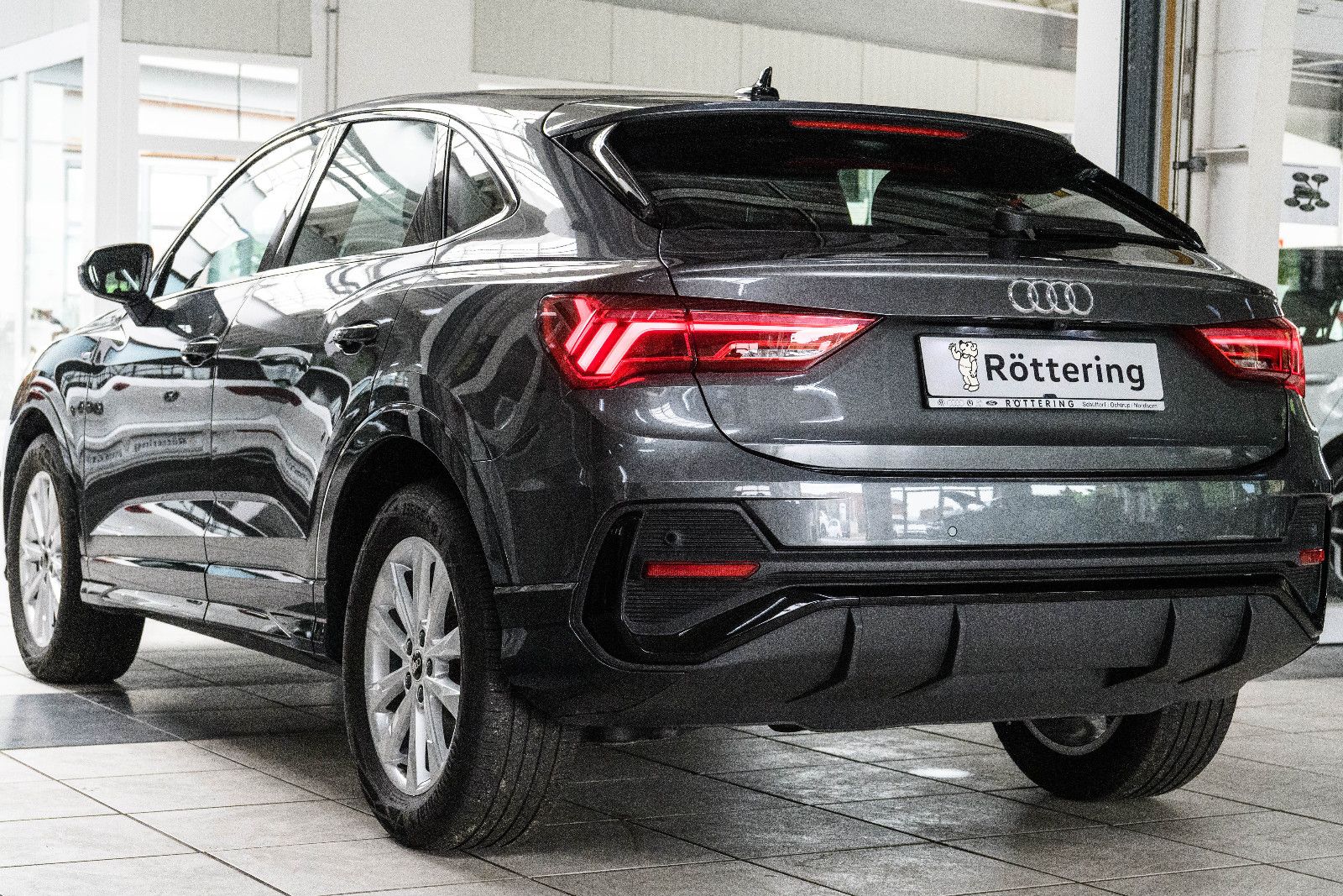 Fahrzeugabbildung Audi Q3 Sportback 35 TFSI S line *LED *Daytona