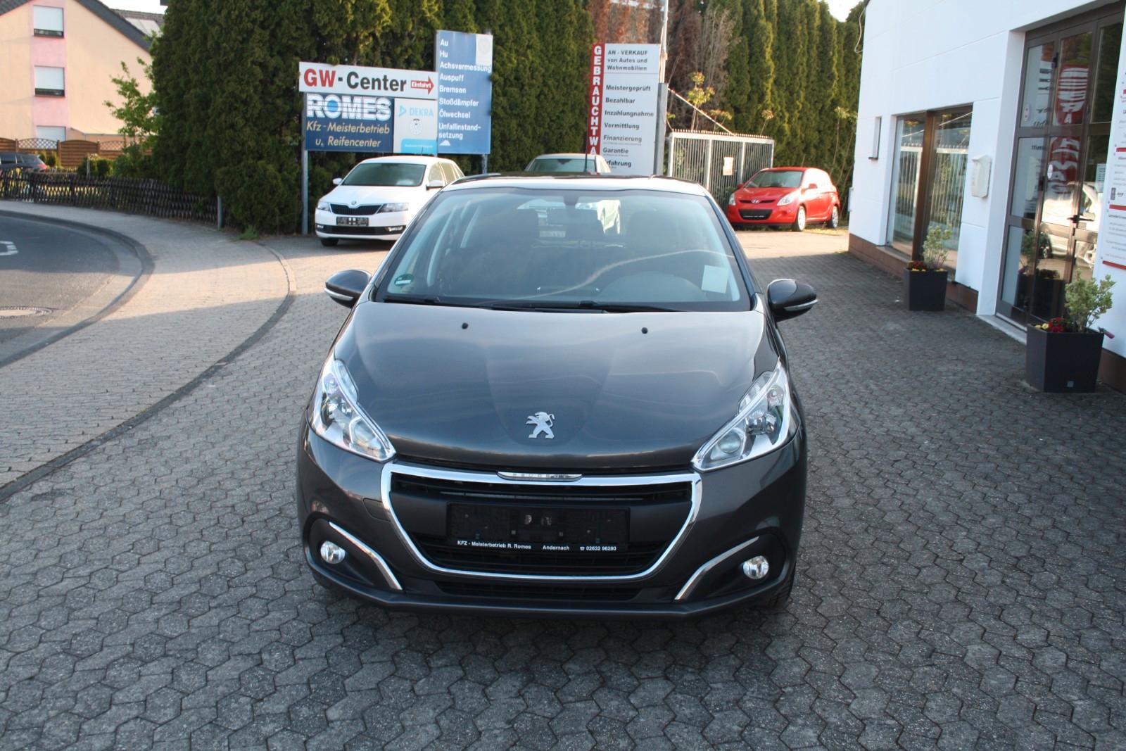 Peugeot 208 Active*HU*Scheckheft*Zahnriemen Neu*PDC*SHZ