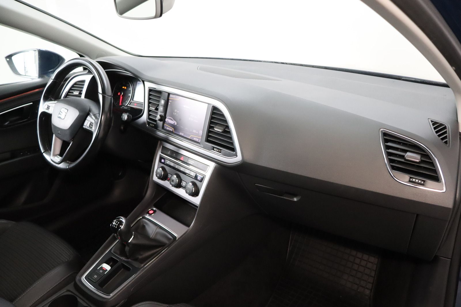 Fahrzeugabbildung SEAT Leon ST 1.4 TSI Xcellence