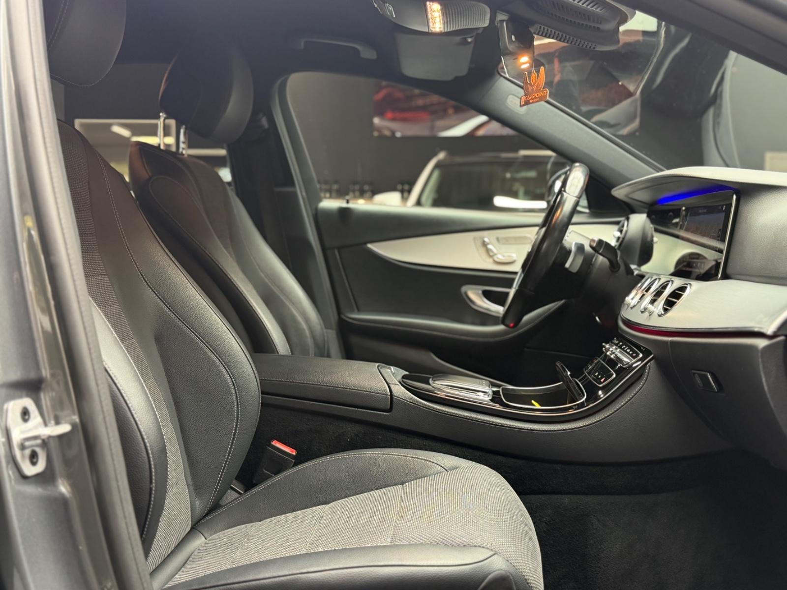 Mercedes-Benz E 300de Limousine / Multibeam-LED / Widescreen