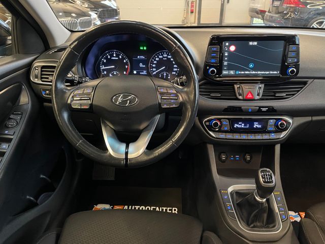 Hyundai i30 YES! Plus *PANO*AHK*KAMERA*NAVI*CARPLAY*TEMP