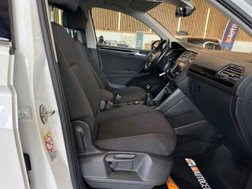 MYAUTOCENTER – Gebraucht- und Jahreswagen mit Werkstattservice in Pfaffenhofen Volkswagen Tiguan Sound BMTStart-Stopp 4Motion *2.Hand*AHK