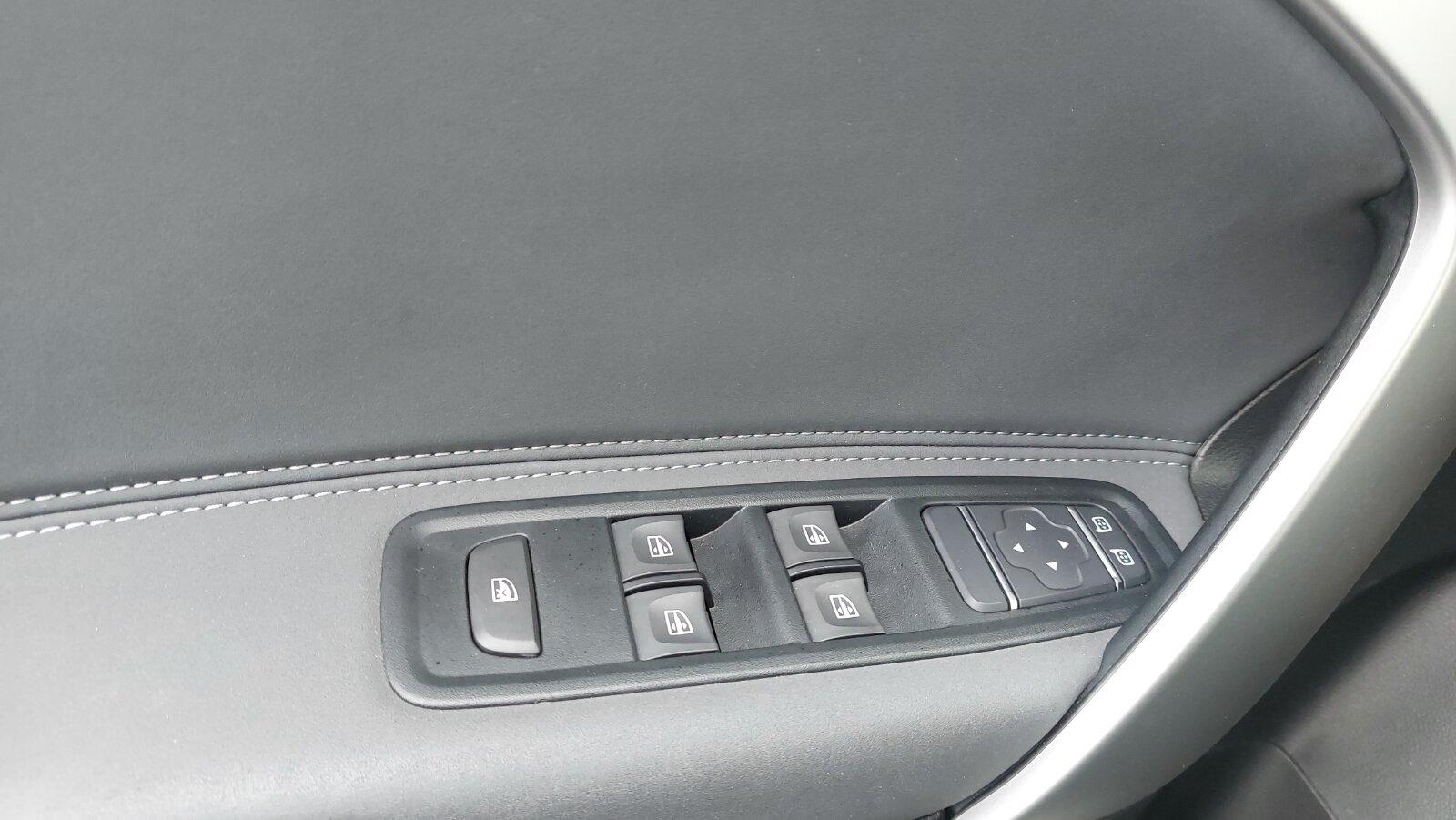 Mercedes-Benz T 160 d PROGRESSIVE Standard AHK LED