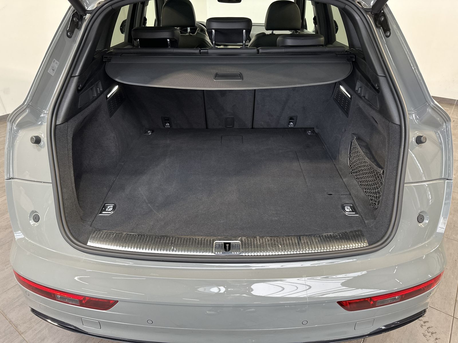 Fahrzeugabbildung Audi Q5 50 TFSIe Qu S-Line NAV+XEN+PANO+KAM+20ZO+DAB