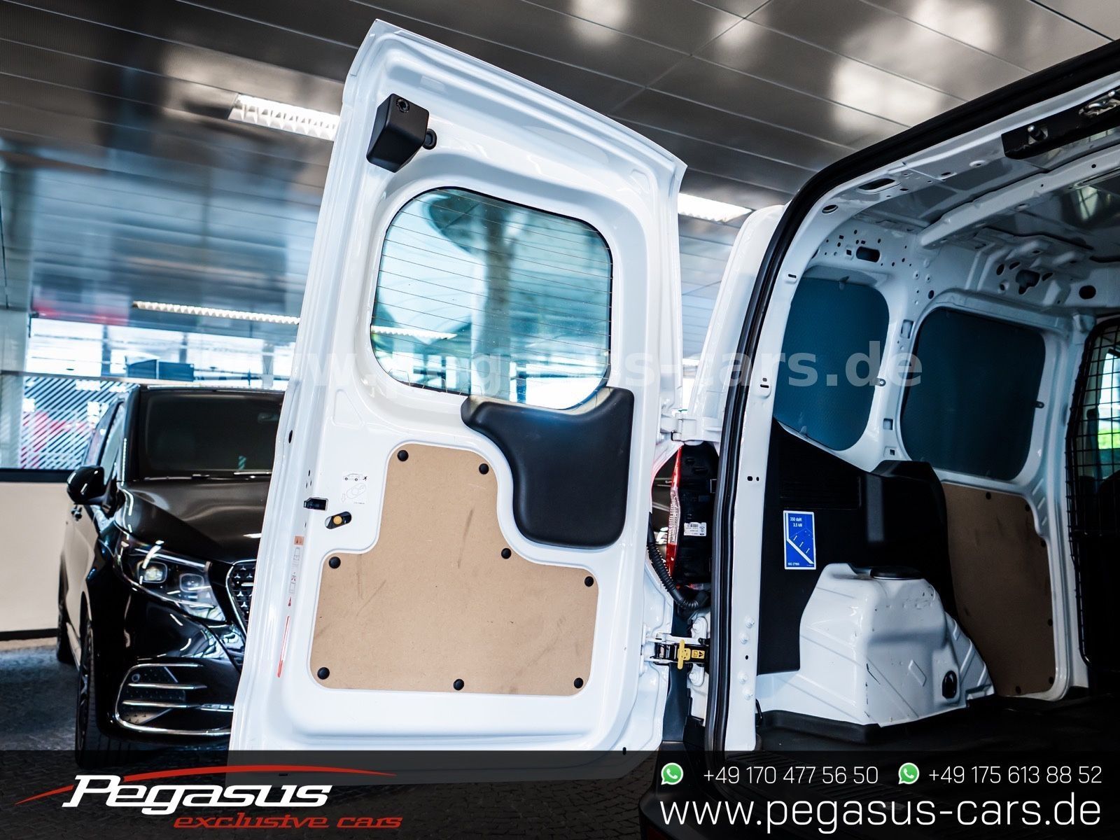 FORD Transit Courier - 12