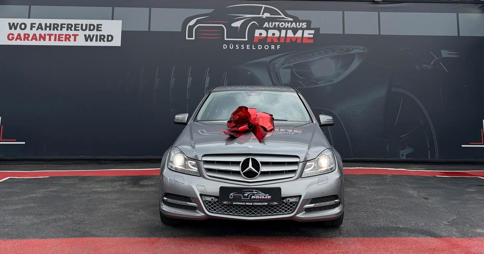 Mercedes-Benz C180 CGI BlueEfficiency*Bi-Xenon-Navi*Avantgarde