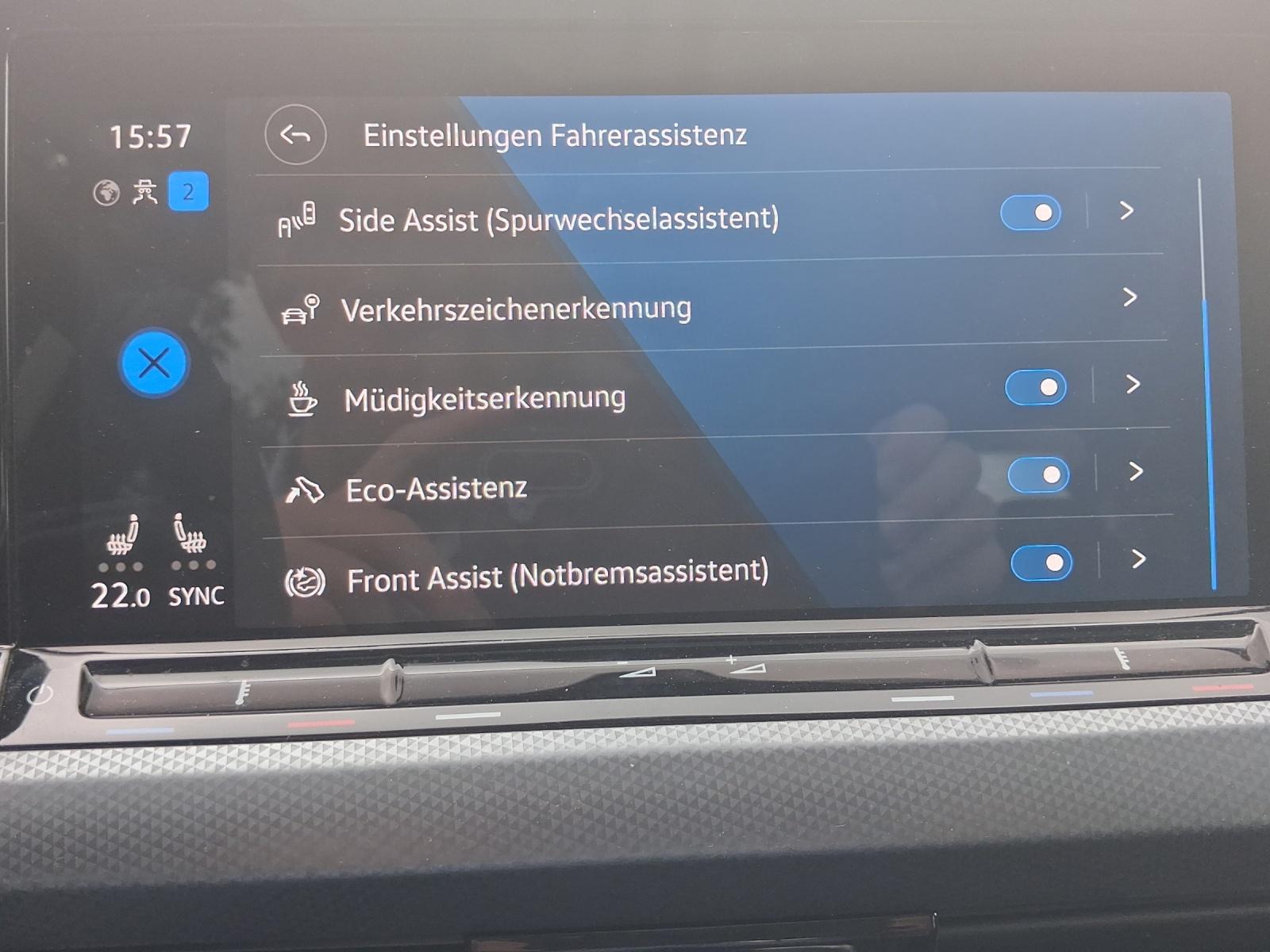 Volkswagen Golf VIII Lim. Active Pano ACC Standheizung LED, миниатюра 21