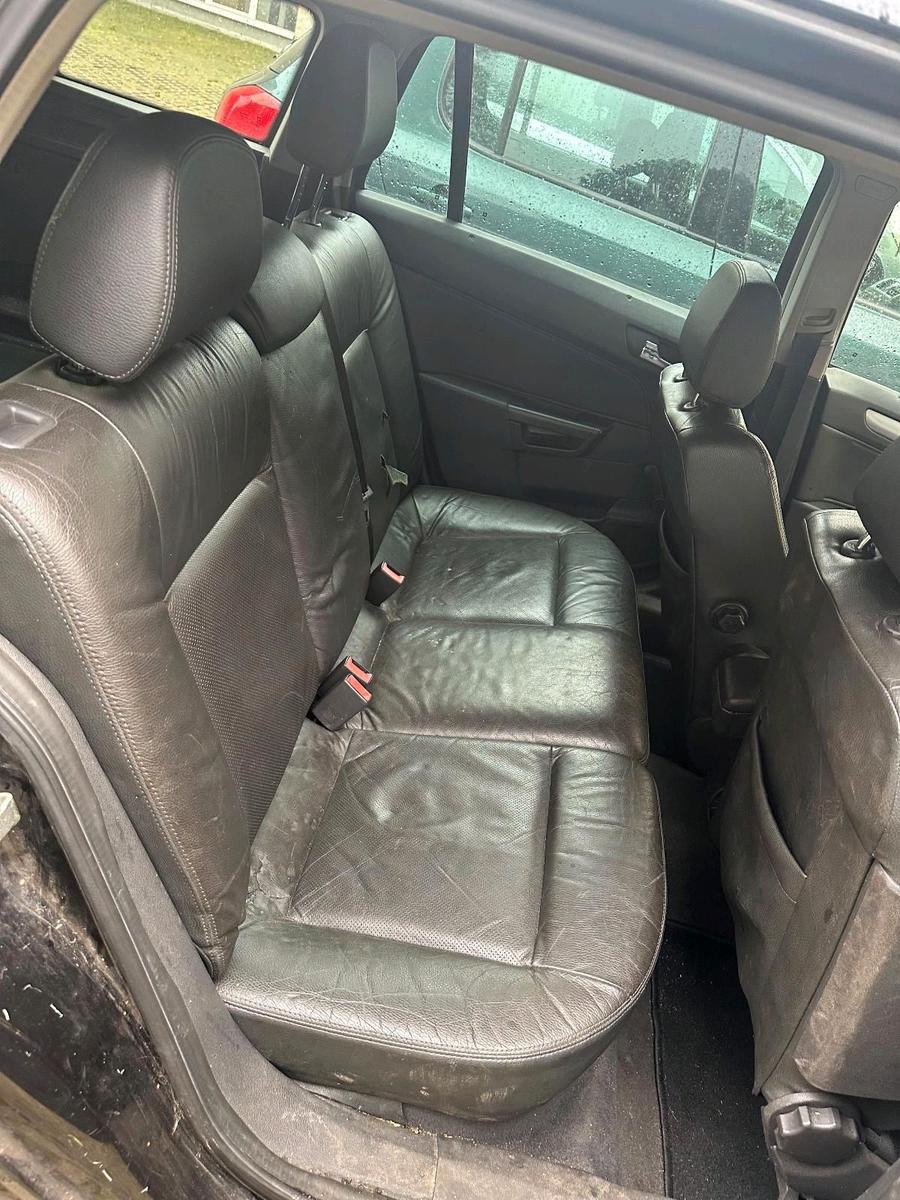 Opel Astra 2006 — photo 7