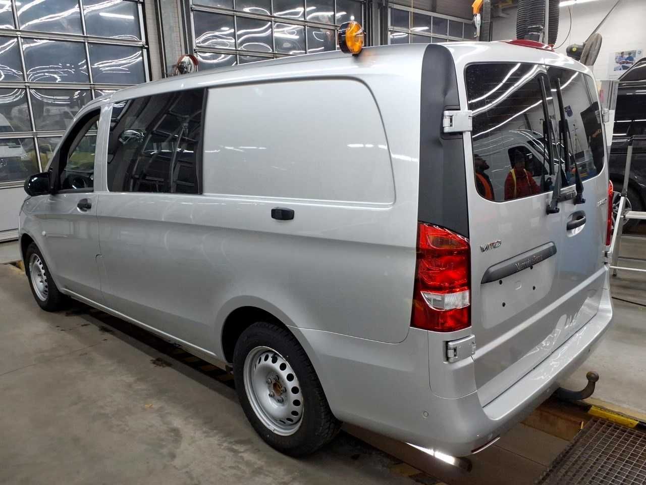 Fahrzeugabbildung Mercedes-Benz Vito 114 CDI Mixto Regal AHK Klima PARKTRONIC