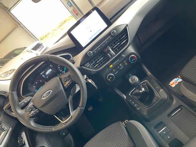 Ford Focus Lim. Cool & Connect *NAVI*KLIMA*SPURASSIST