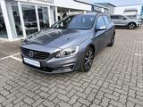 Volvo V60 T3 Linje Svart  Navi/Kamera/Scheibenhzg - Volvo V60: Allradantrieb