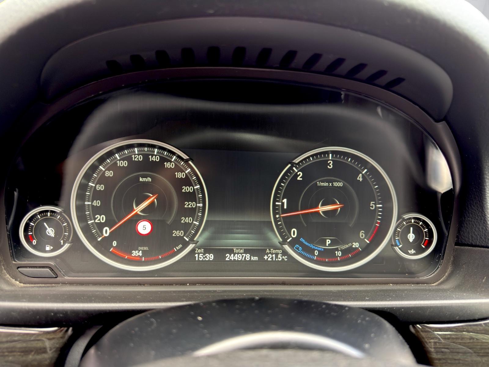 BMW 530 d xDrive+Navi+Kamera+Head-Up+Panaroma+8XLM