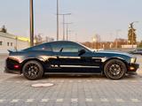 Ford Mustang - Ford Mustang aus 2011: Coupe