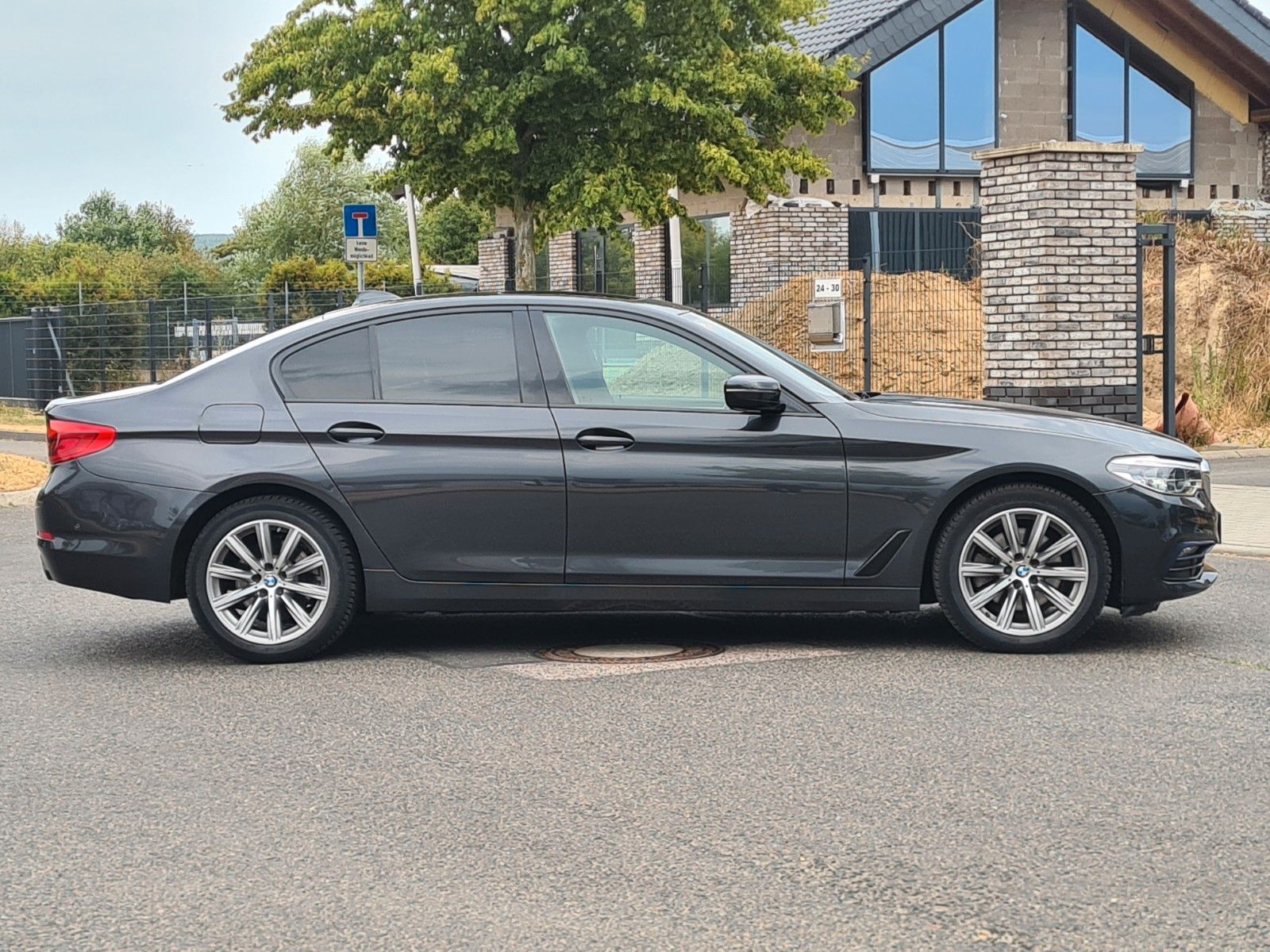 BMW Limousine 520d xDrive Sport Line Autom. Navi HUD foto 6