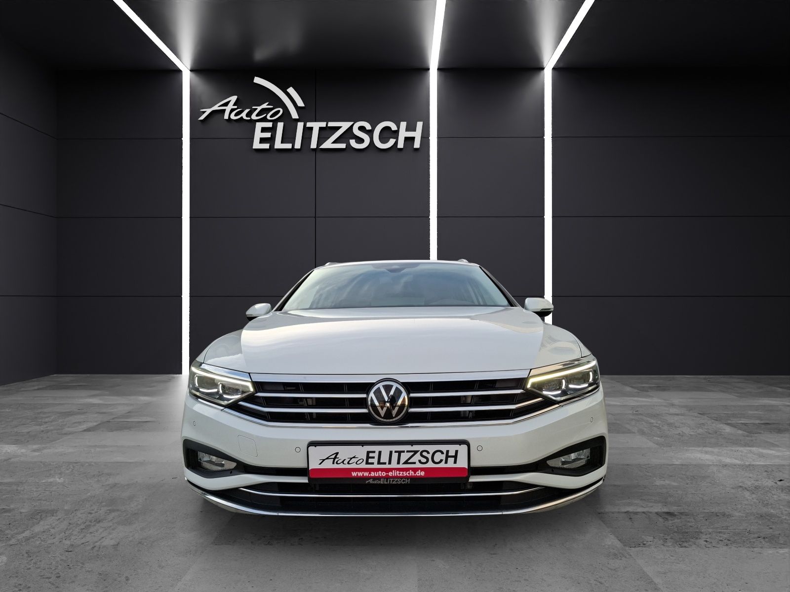 Fahrzeugabbildung Volkswagen Passat Variant TDI Elegance DSG Matrix Navi AID