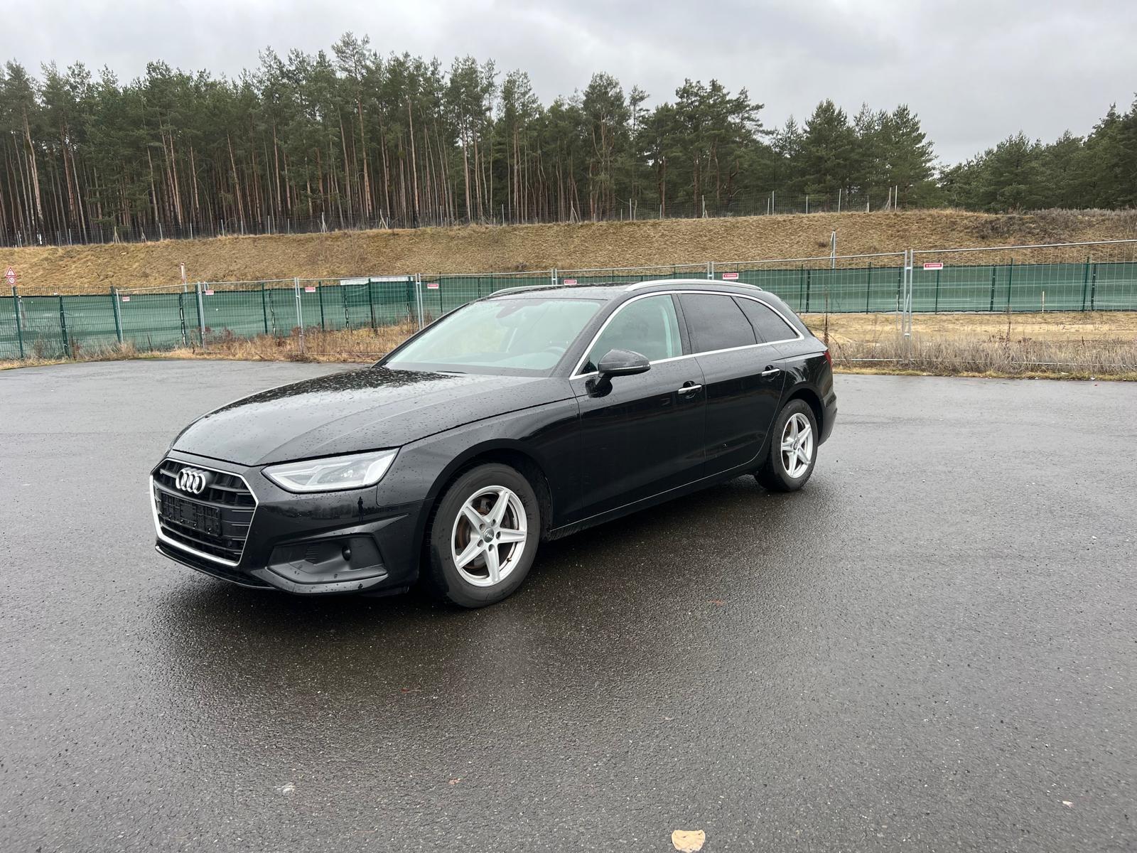 Audi A4 35 TFSI S tronic design Avant