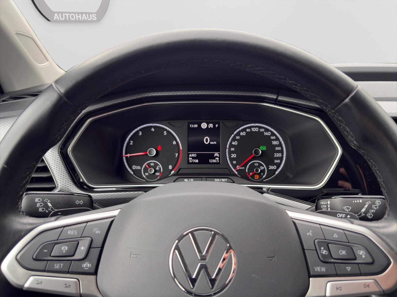 Volkswagen T-Cross Life ACTIVE  1.0 TSI DSG AHK ACC Navi