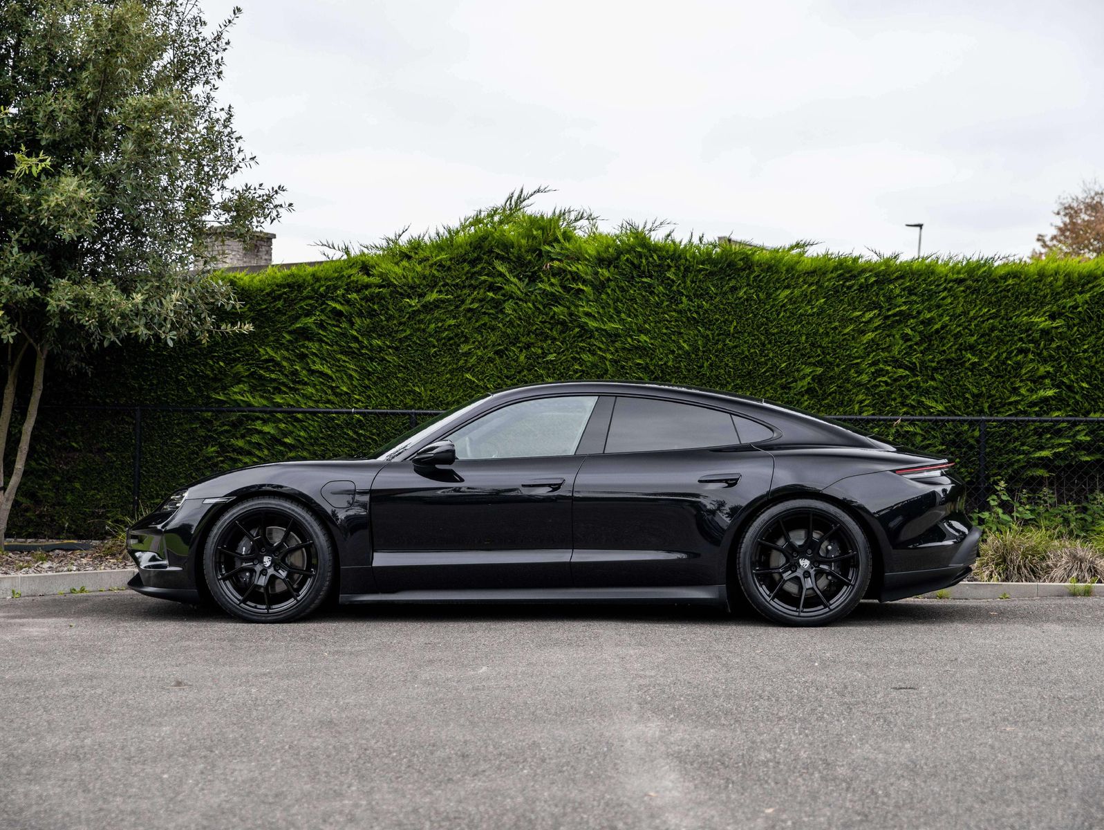 Porsche Taycan FACELIFT BATT+/PANO/AIR/21 RS/HDMATRIX/CH imagem 3