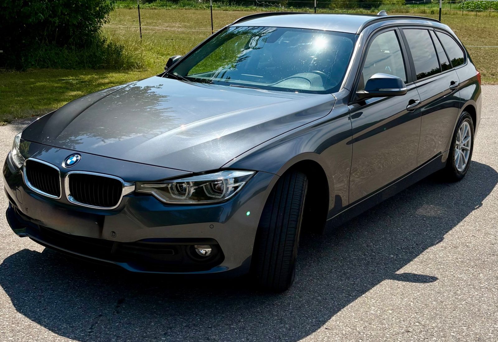 BMW 320d xDrive Touring Automatic unfallfrei