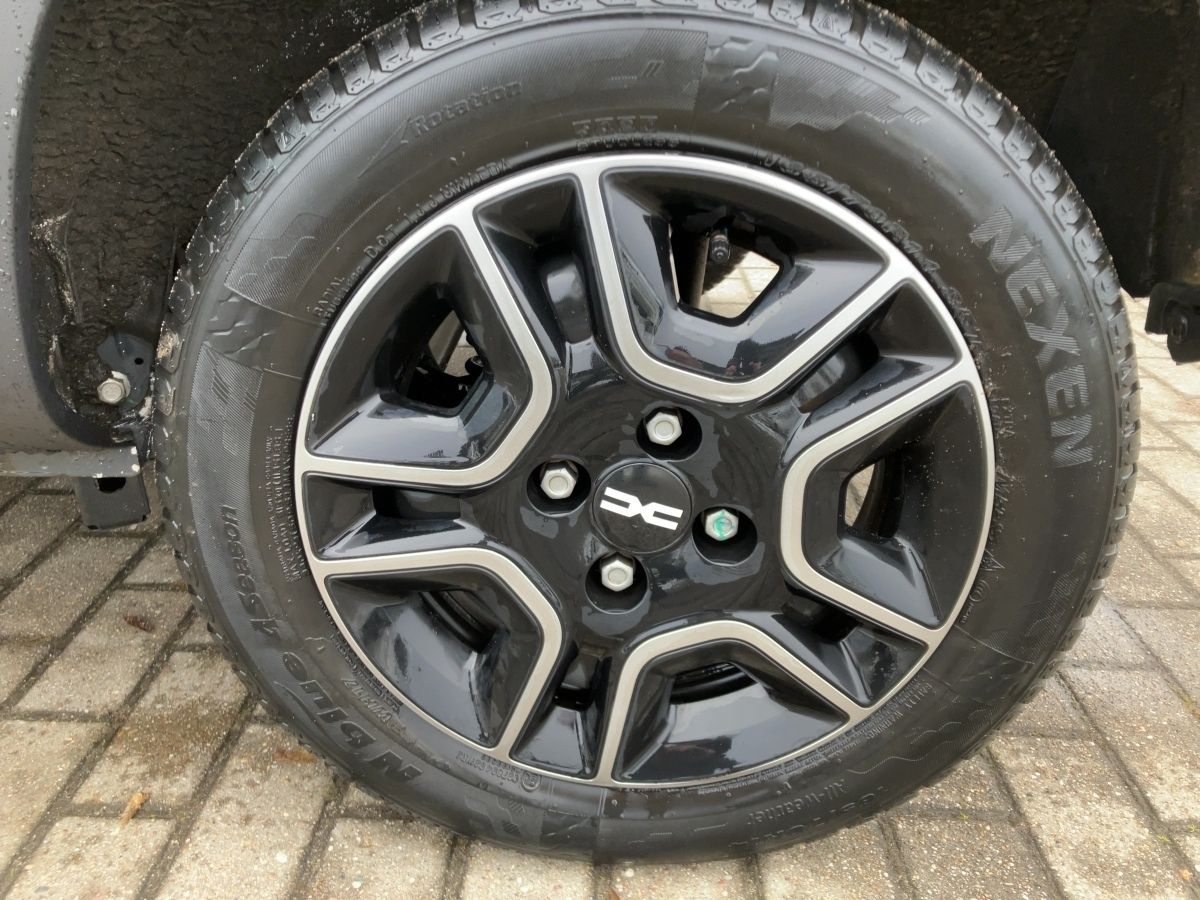 Dacia Spring - Bild 11