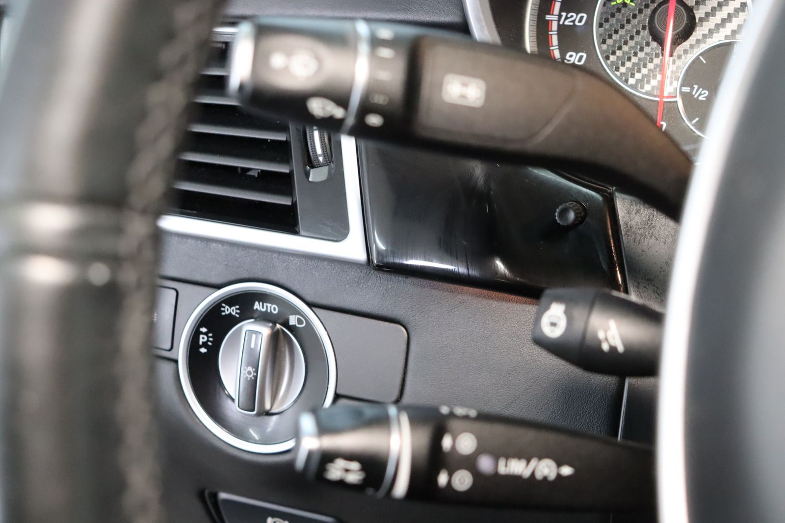 Fahrzeugabbildung Mercedes-Benz GLE 63 s AMG 4Matic Coupe DIS+ 1. Hand