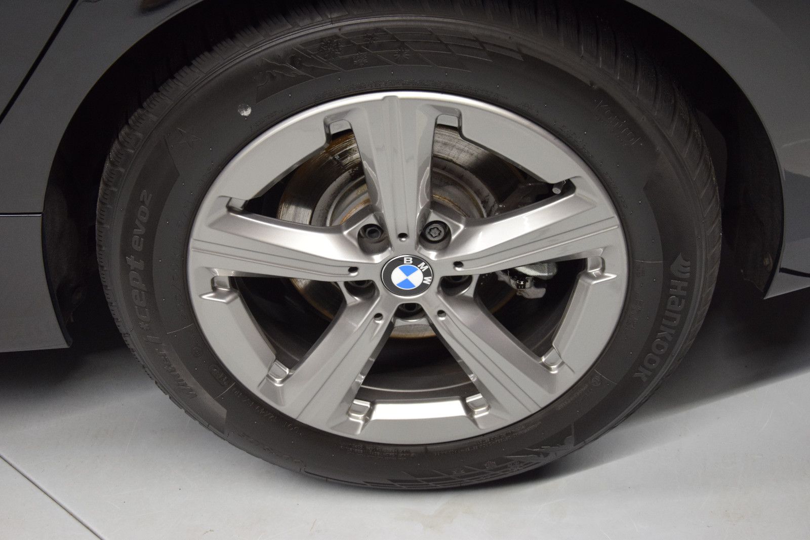 Fahrzeugabbildung BMW 223i Active Tourer xDrive M Sport HuD Pano h/k