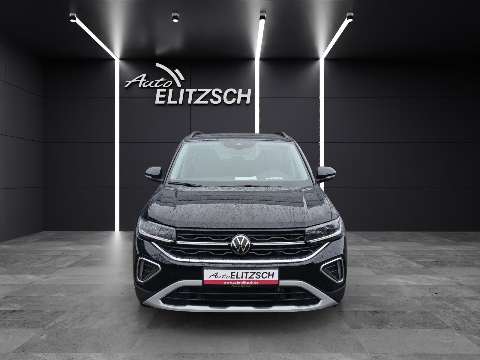 Fahrzeugabbildung Volkswagen T-Cross TSI Life Matrix AID ACC PDC SH