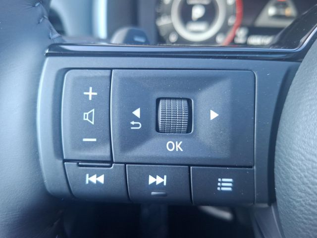 Nissan Qashqai Tekna 1.3 DIG-T 4x4 °LED°BOSE°RFK°PGD°