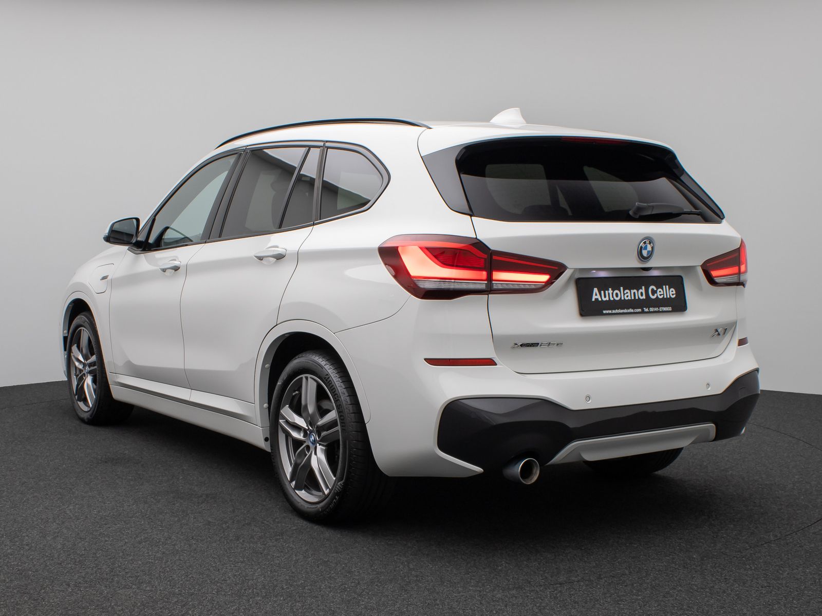 Fahrzeugabbildung BMW X1 xD25e M Sport Kamera HUD Stop&Go AHK Komfort
