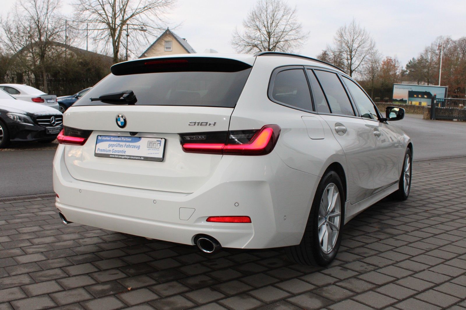 BMW 318d Touring LEDER AHK PDC LED NAVI SHZ foto 3