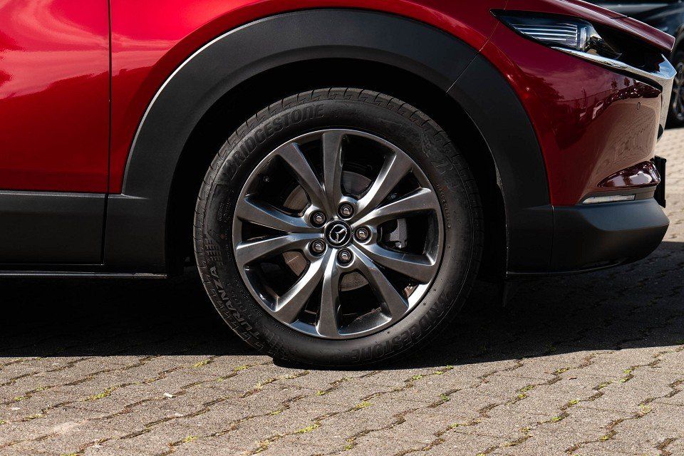 Fahrzeugabbildung Mazda CX-30 X 2.0i 186PS AWD A/T SELECTION DES-P PRE-P