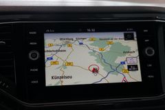 VW T-Roc 1.5 TSI Sport | Navi | App | ACC | AHK VW T-Roc 1.5 TSI Sport | Navi | App | ACC | AHK