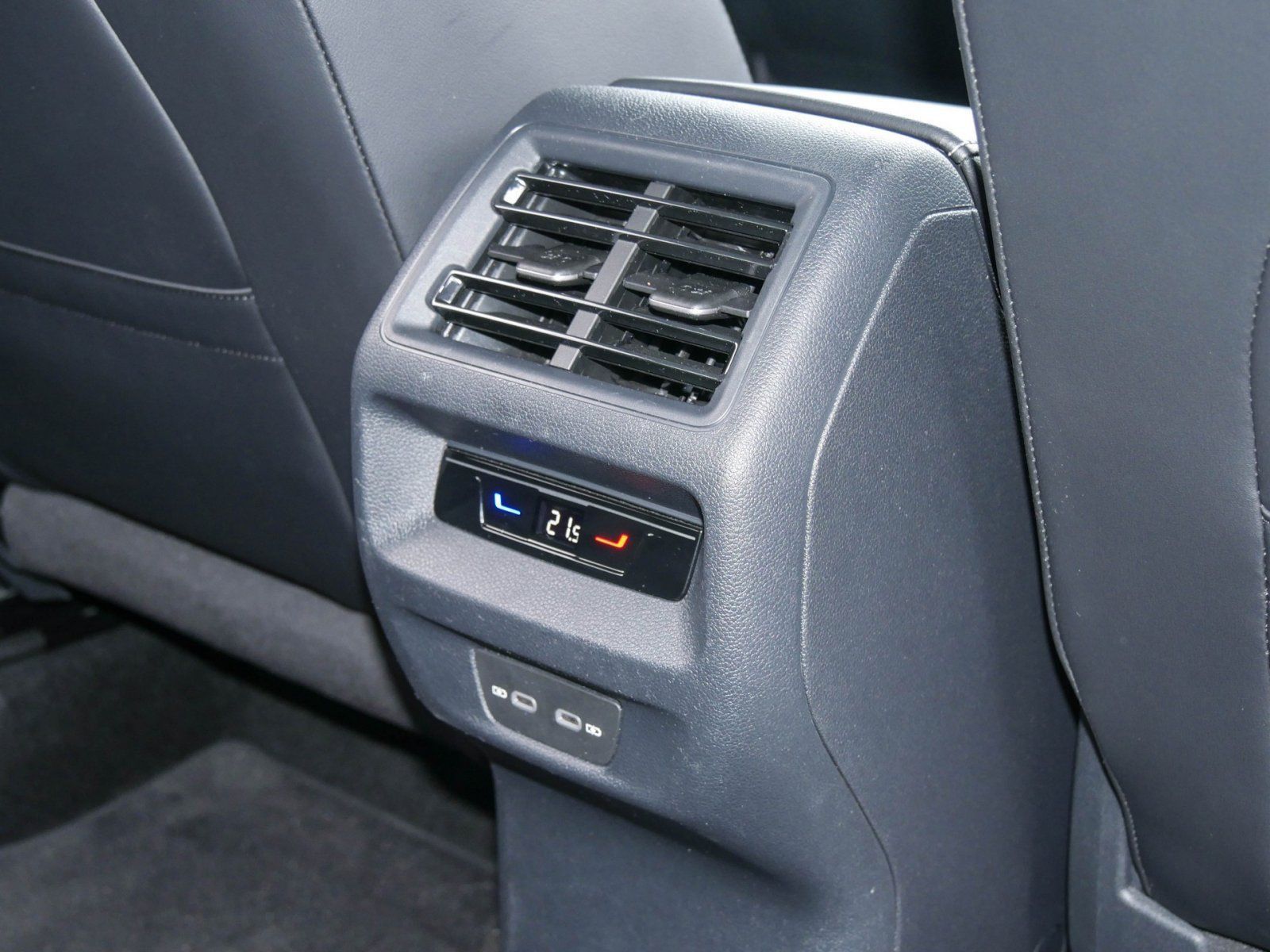 Volkswagen Tiguan - Bild 12