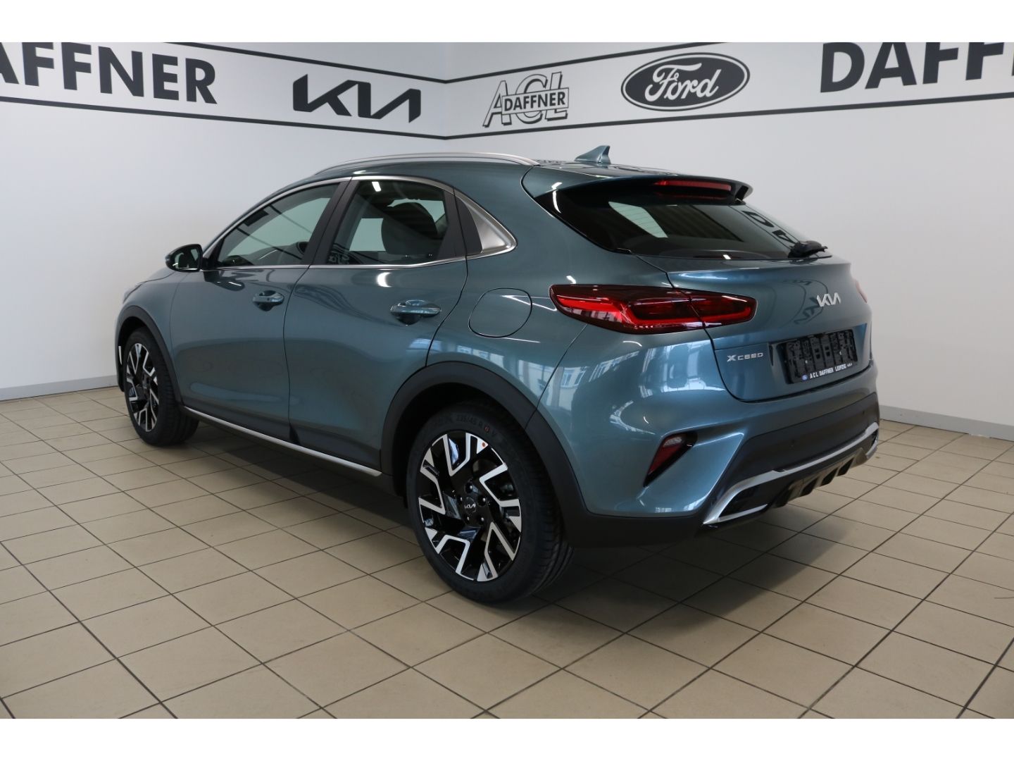 Fahrzeugabbildung Kia XCeed Spirit 1.4 T-GDI JBL Kamera LED Tempomat