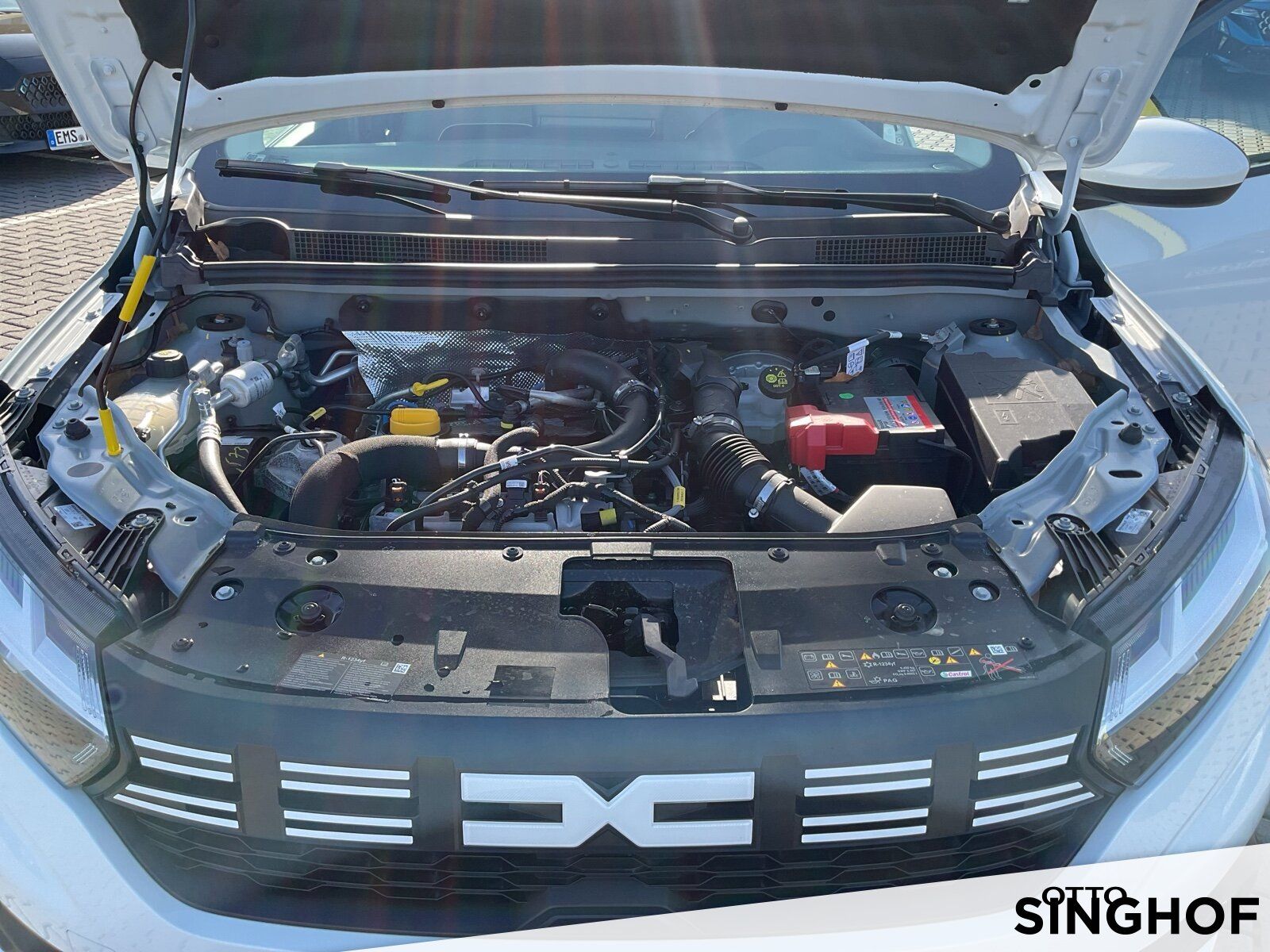 Fahrzeugabbildung Dacia Sandero Expression Eco-G 100