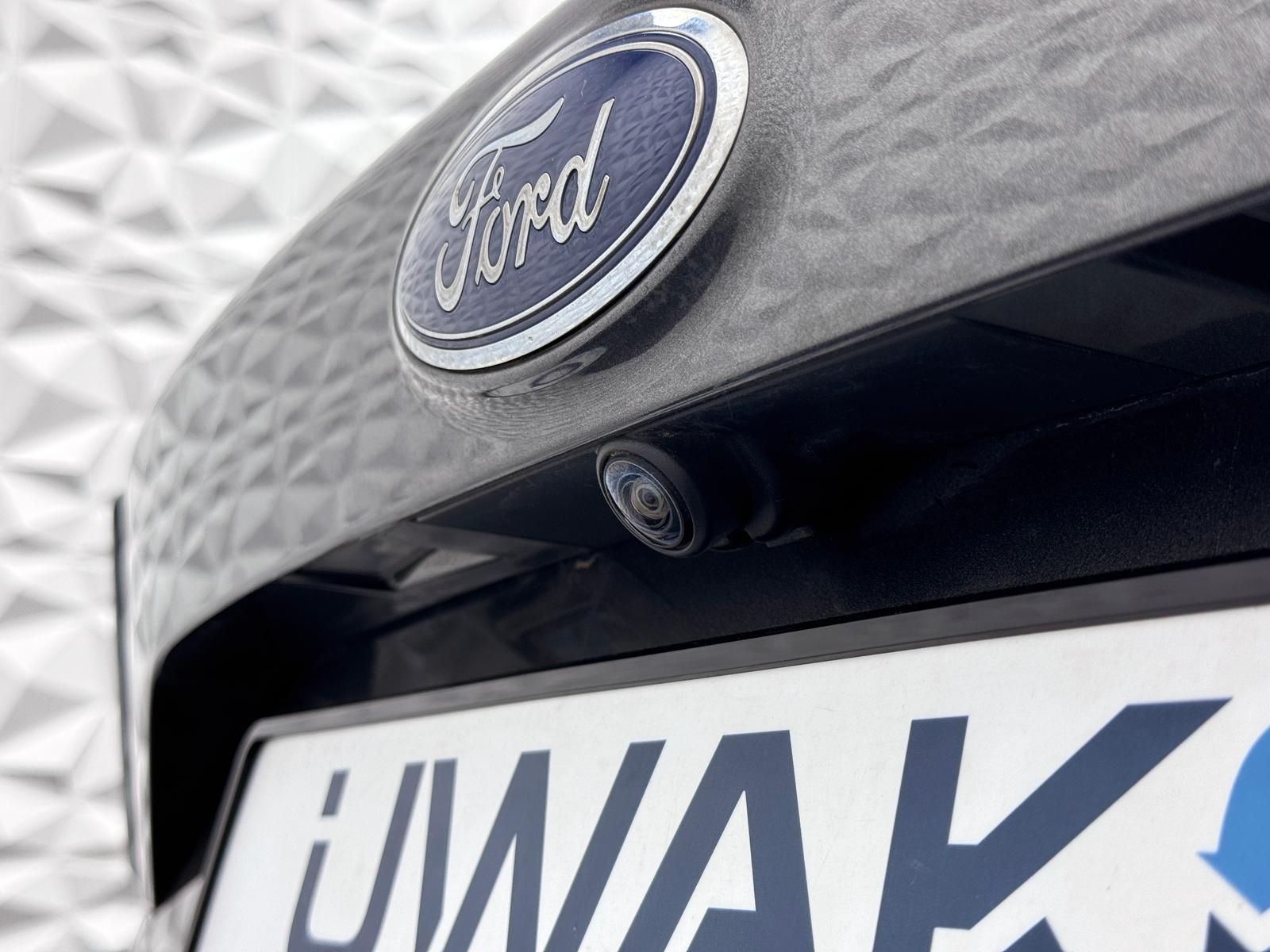 Fahrzeugabbildung Ford 1.5 ST-LINE/4x4/ALLRAD/DSG/KEYLESS/ACC/R-CAM/LED