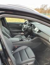 Opel Insignia 1.6 Turbo 147kW Dynamic ST Dynamic - Opel Insignia mit Benzin-Antrieb: Kombi, 1.6