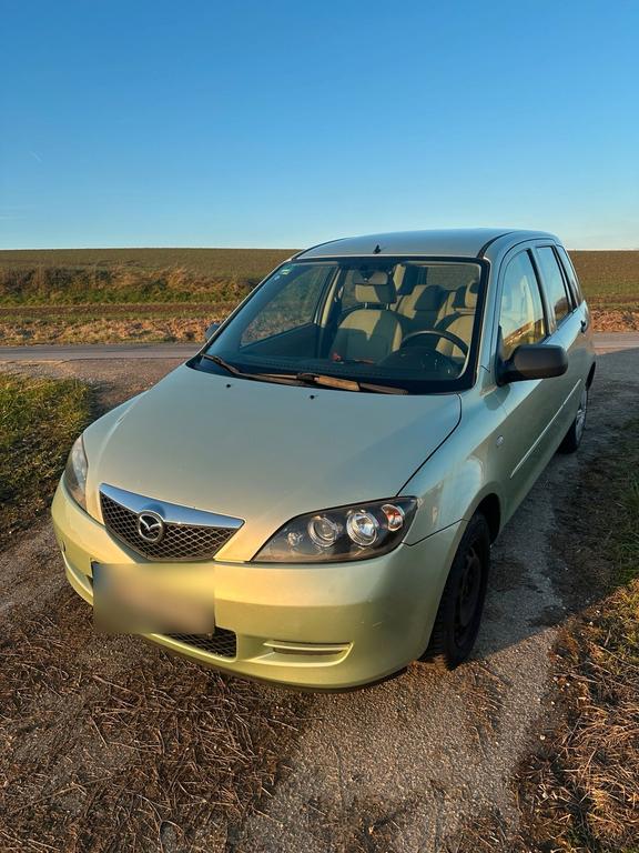 Mazda 2
